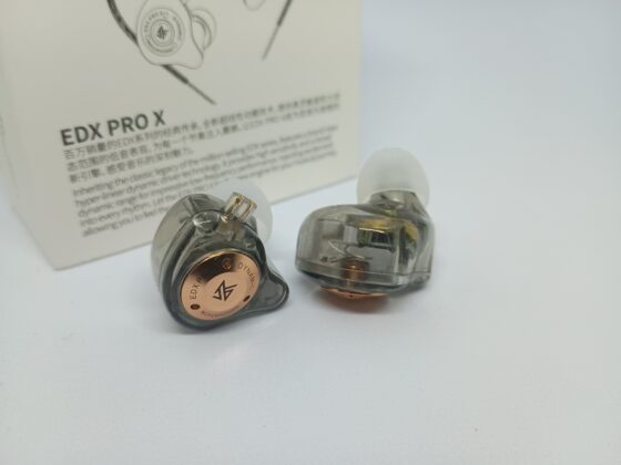 KZ EDX Pro X インプレ|現実とバーチャルの間を描く、体温を感じるサウンド