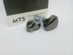 TRN MT5 インプレ｜輪郭の張りでボーカルを面で押し出す、明快サウンド