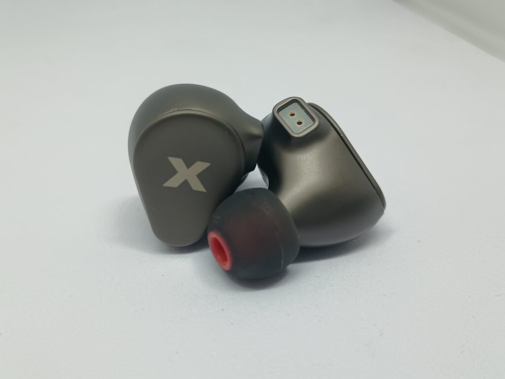 DUNU Titan X インプレ|エネルギッシュな欲張り現代サウンド